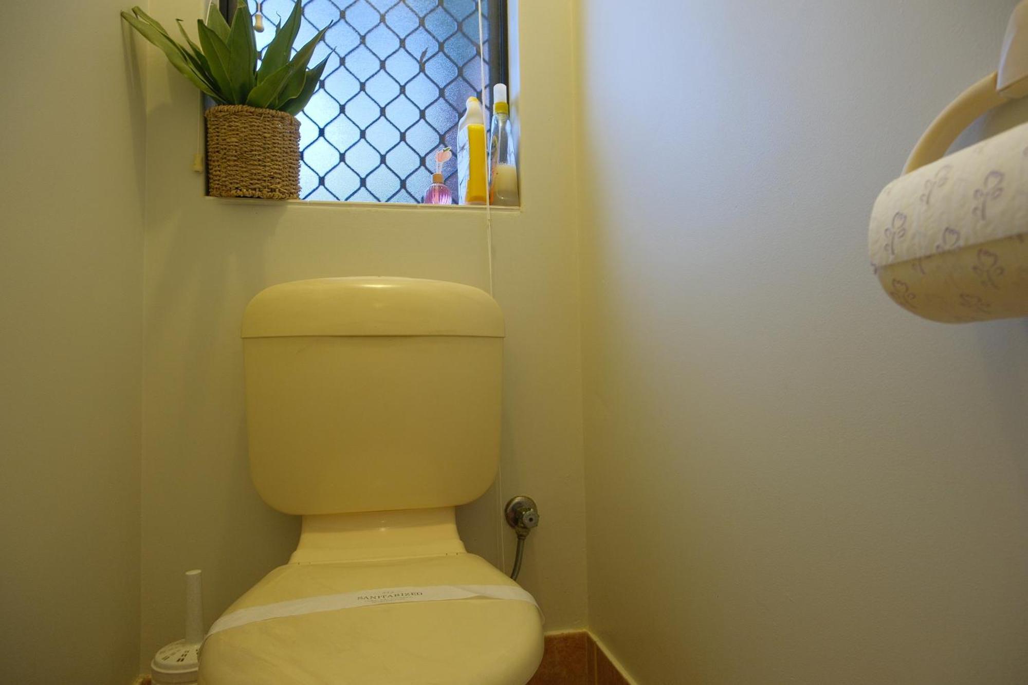 Holiday home Airport 6Br Haven - Quiet Yard & Ac *