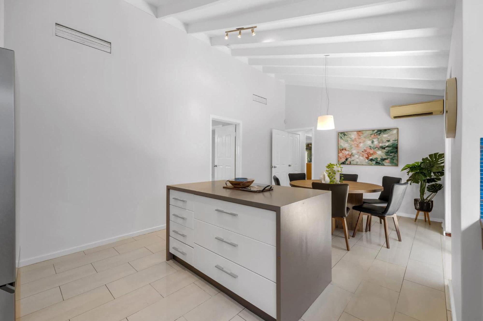 Holiday home Spacious Family Getaway In West Leederville