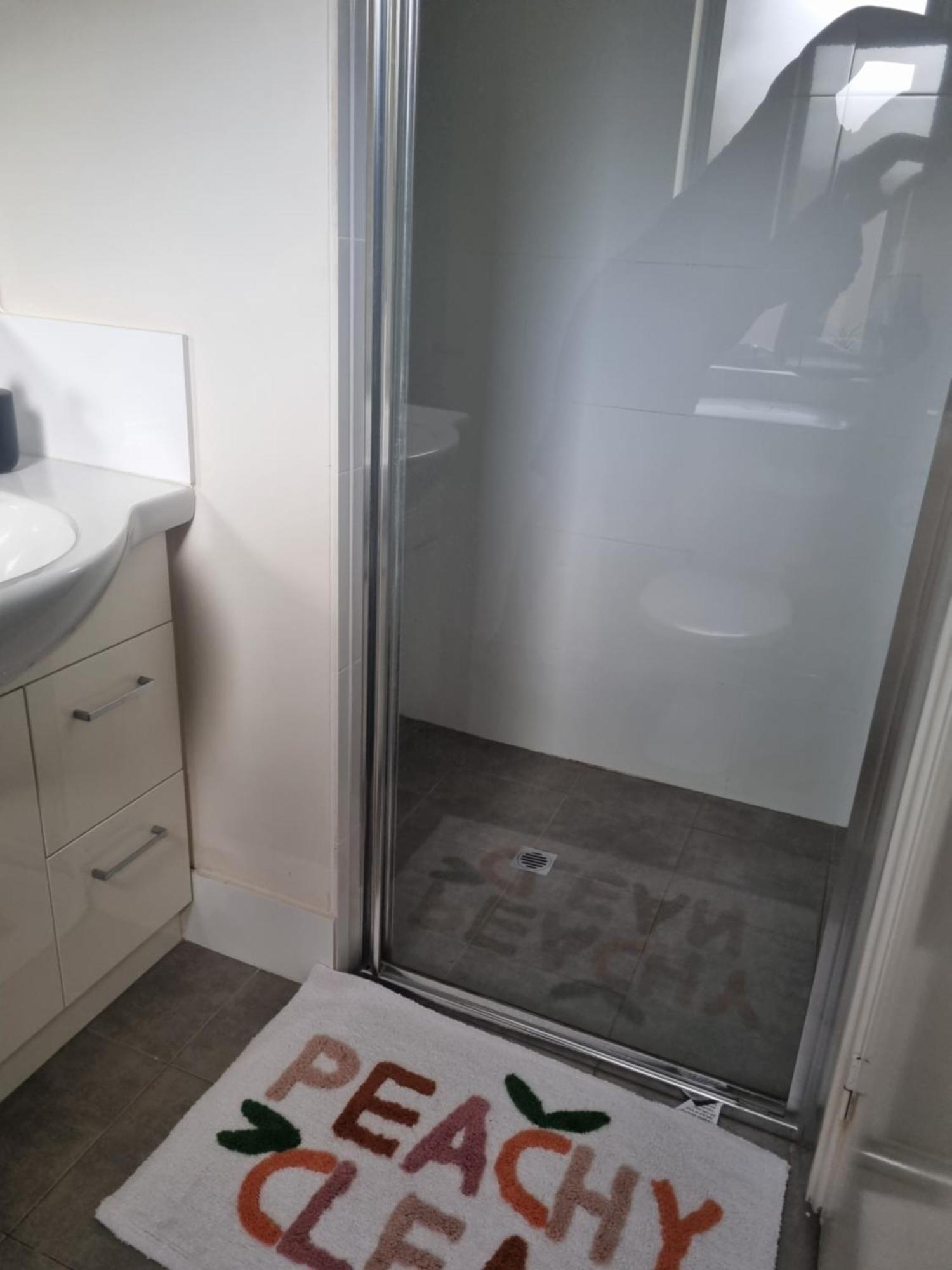 Tranquil Treasure - 3 Bedroom Homestay Perth