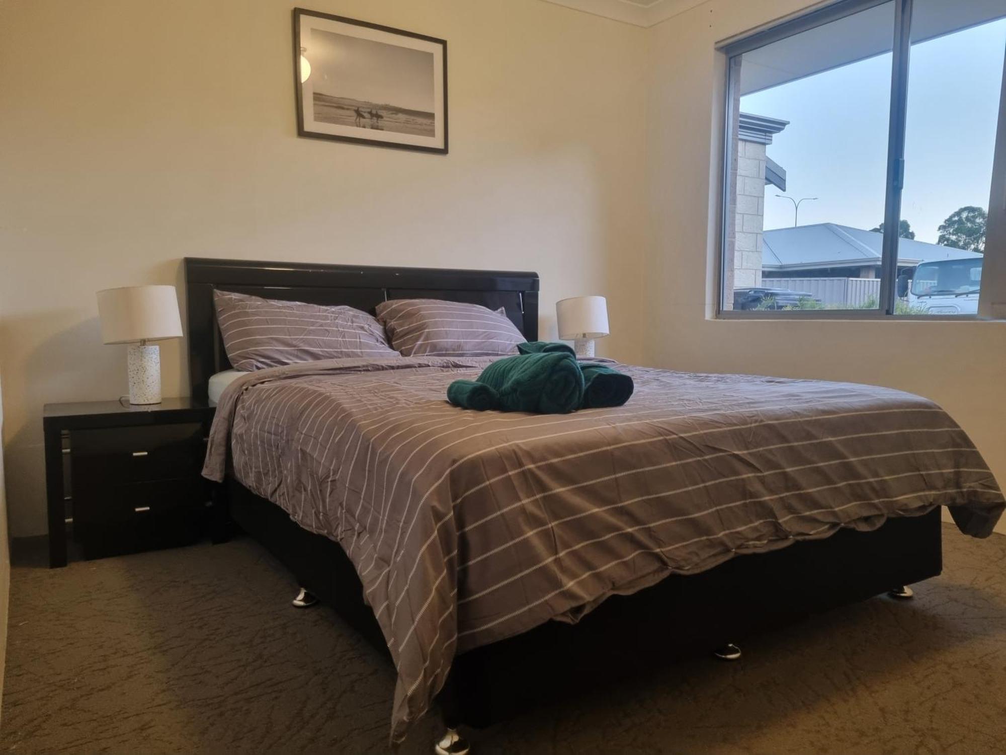 Tranquil Treasure - 3 Bedroom * Perth