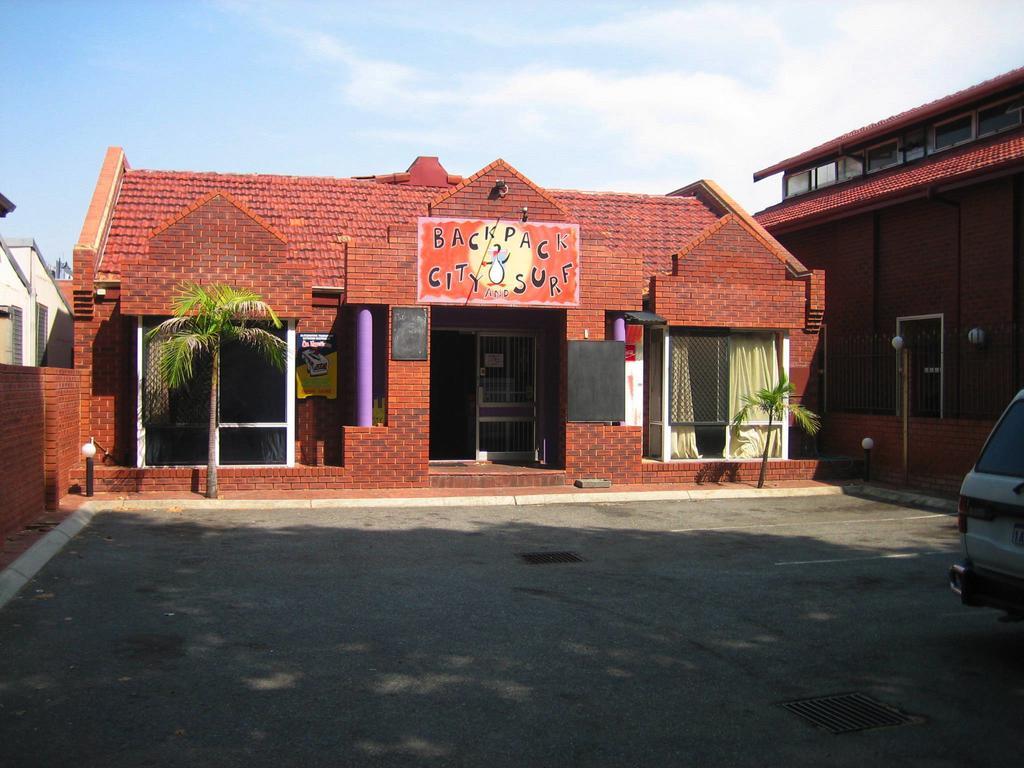 Backpack & Surf Hostel Perth
