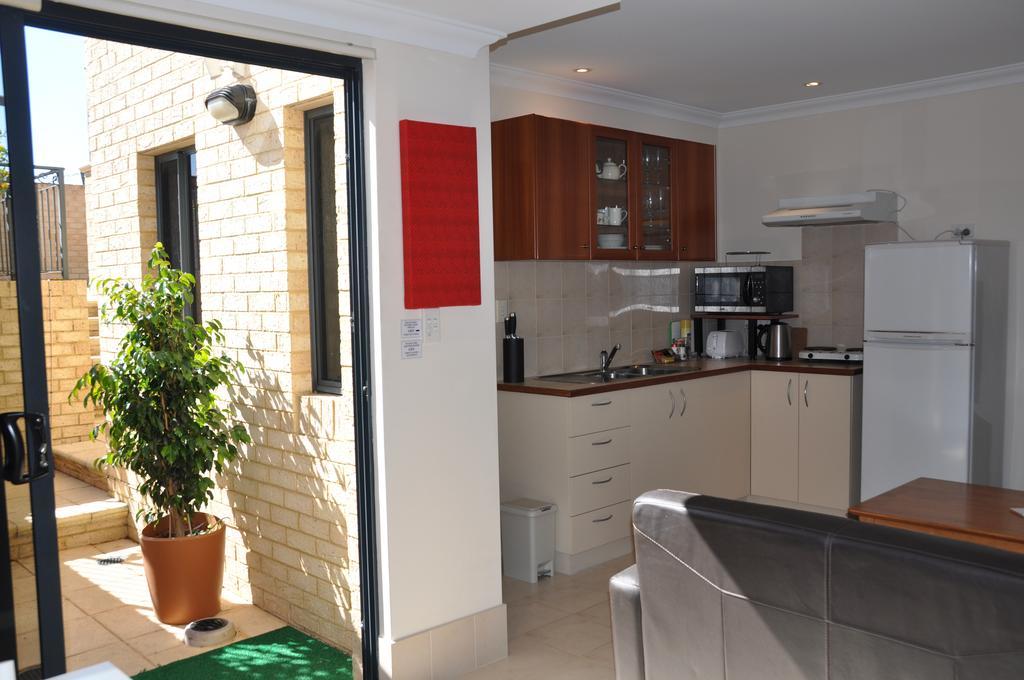 Alfred Cove Short Apartment