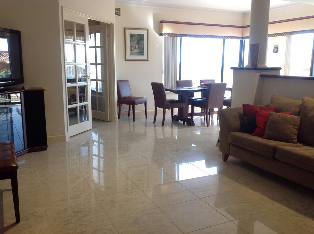 Alfred Cove Short Apartment Perth
