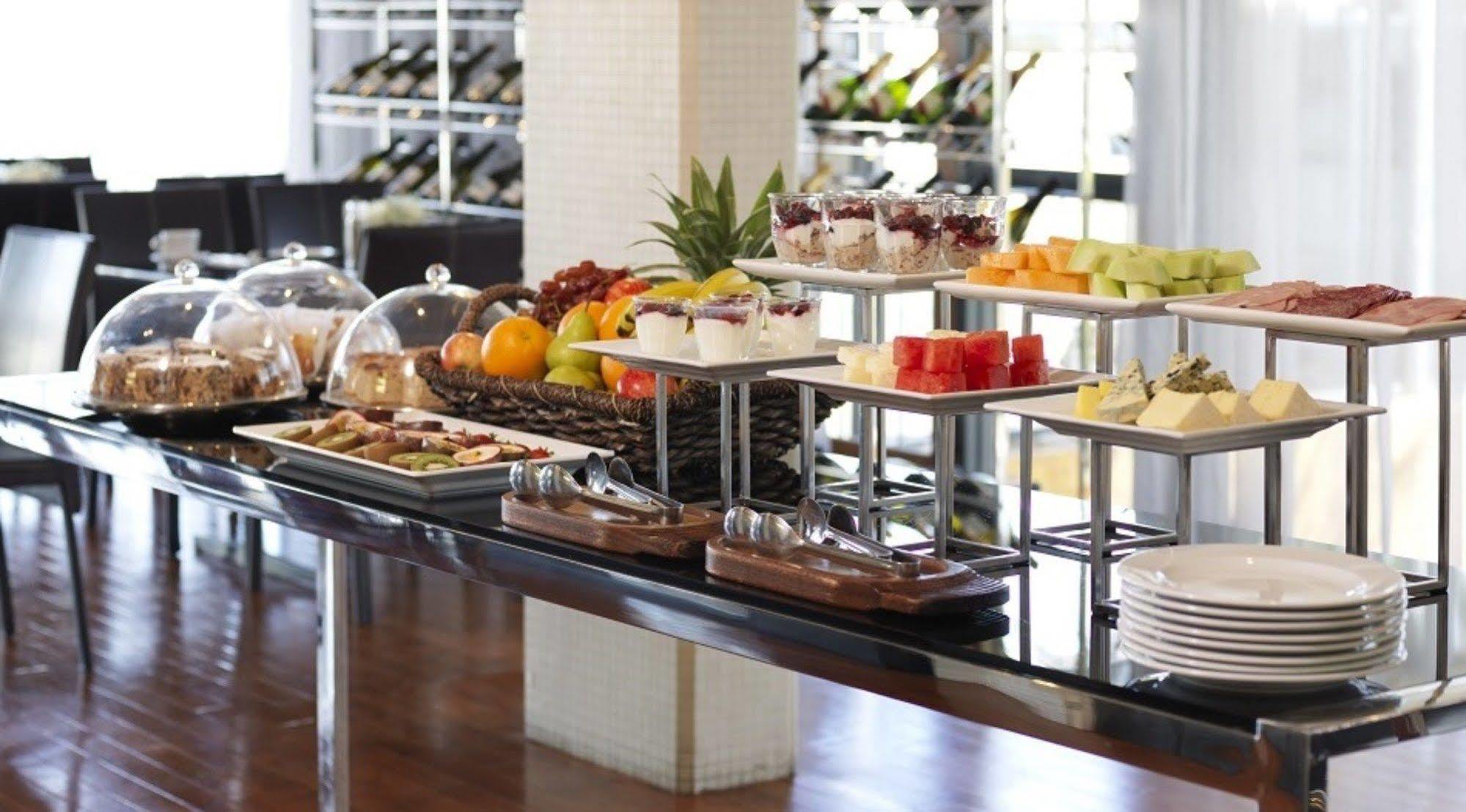 Sunmoon Boutique 4*
