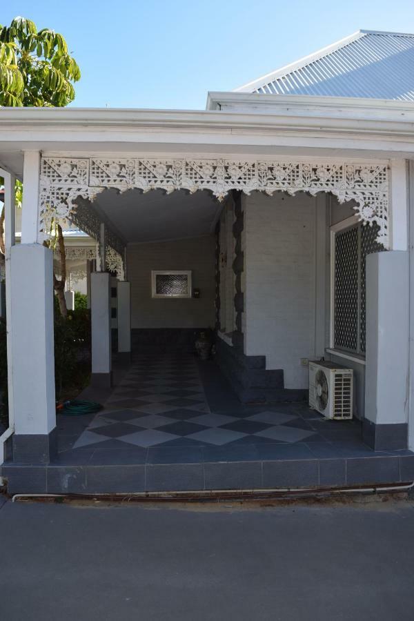 Apartment Heritage And Charming House In Subi