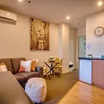901 Inner City Zen Balcony Views 1Br Cbd