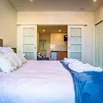 901 Inner City Zen Balcony Views 1Br Cbd