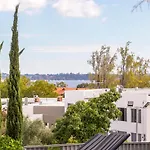 Como Mezzanine Retreat - Executive Escapes