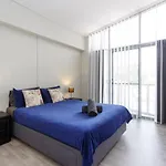 Waverley Apartment F-Two Bedrooms Wifi Available