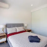 Stirling Apartment 3- Modern Central Apartment