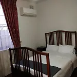 A Romantic Room In The Heart Of City With Free Parking