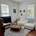 Cosy Home In Heart Of Subiaco
