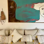 Cosy Home In Heart Of Subiaco