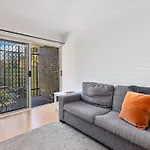 Apartment 2 Burswood