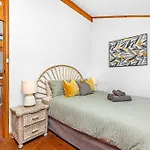 8 Cottesloe Steps To Beach - Sleeps 3