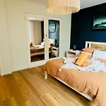 Forr64 - Comfy Corner In East Perth