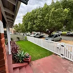 North Perth Stylish Abode Cbd
