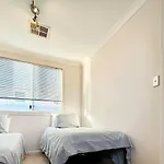 Urban Oasis Townhouse East Perth