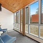 23 Cottesloe Steps To Beach - Sleeps 3 No Wifi