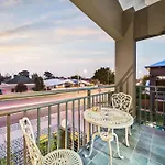 Equitice Winter Moonlight Villa