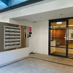 Resort-Style Living In Perth Cbd - 2X2 Apt