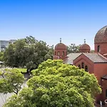 Central Perth City Penthouse Apt In Northbridge