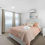 Spacious 4 Bedroom House In Southern River