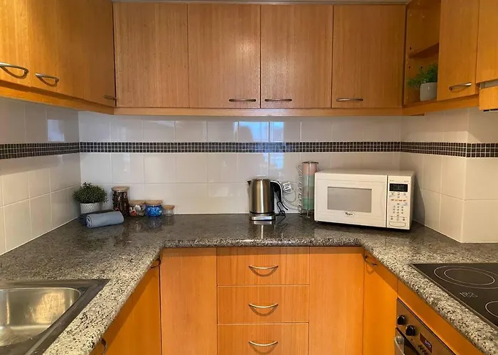 Riverside City View Parking Netflix Wifi Wine Free