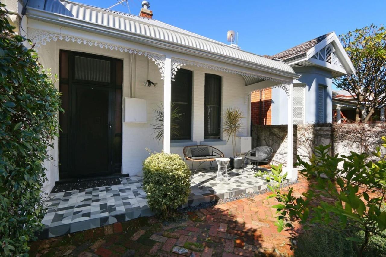 Boutique 2-bed House With Garden In Northbridge * Perth