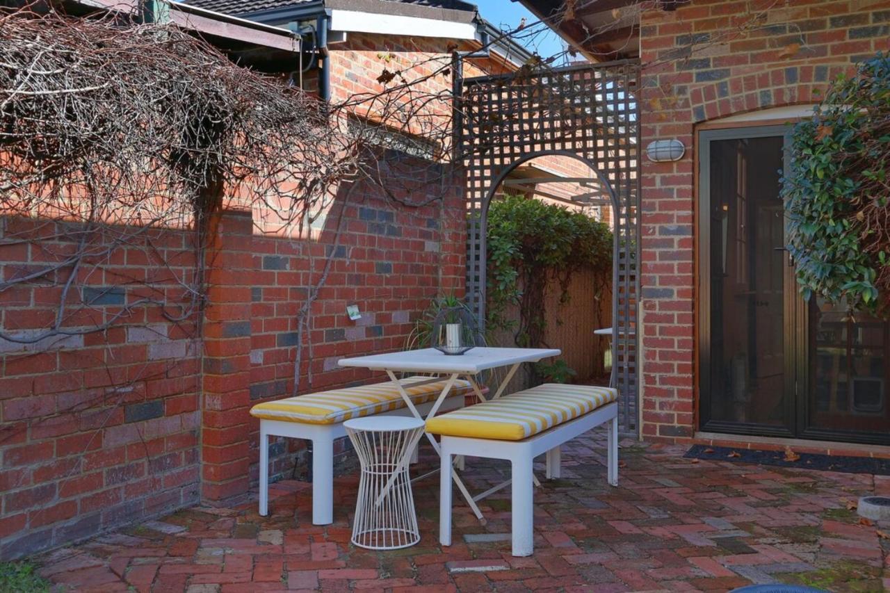 Boutique 2-bed House With Garden In Northbridge Holiday home *