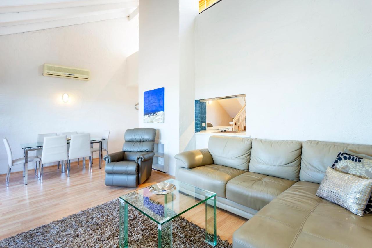 Apartment Mezzanine Retreat - Executive Escapes *