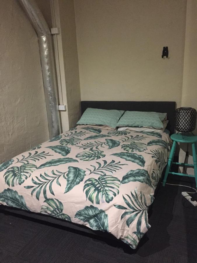 Jj's Backpackers * Perth