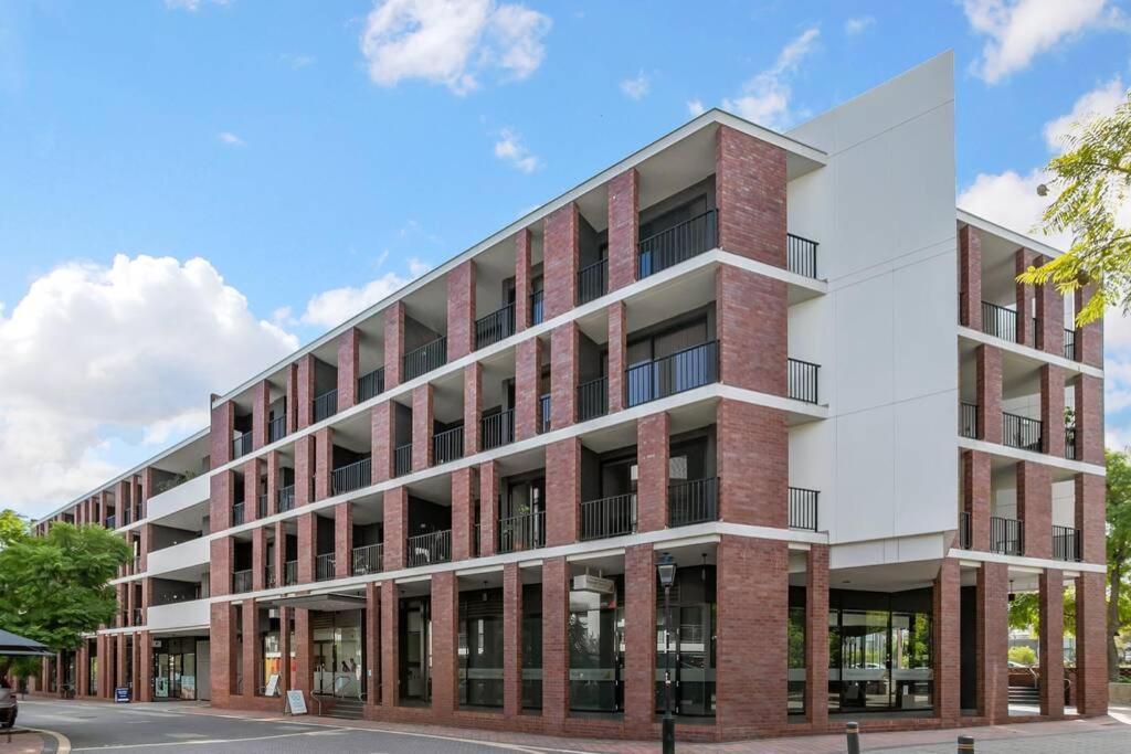 Subiaco Rooftop Terrace - Executive Escapes Apartment Perth