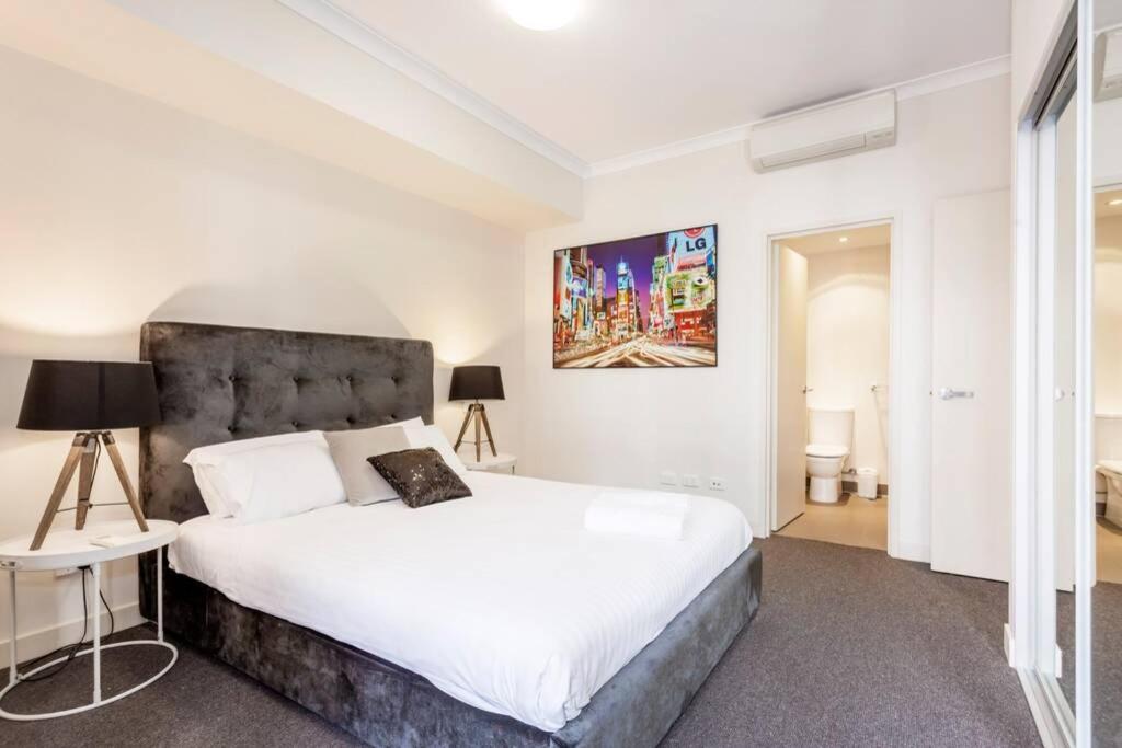 Apartment Subiaco Rooftop Terrace - Executive Escapes *