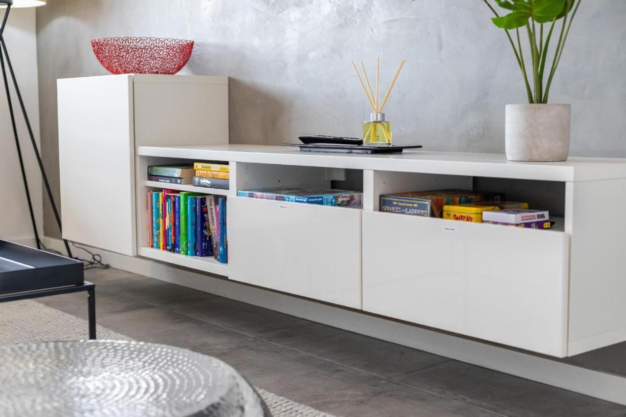 Holiday home 2 Chic Stylish Modern Family On Charles
