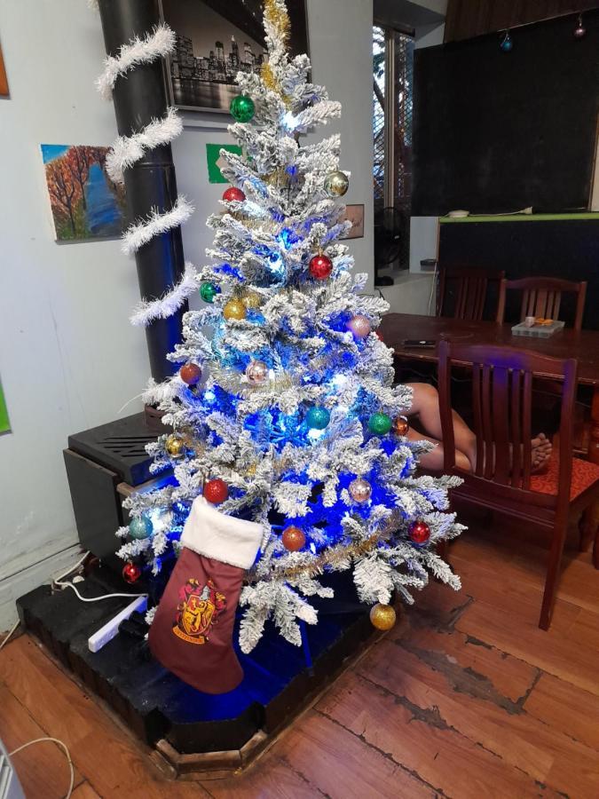 Hostel Ozi Backpackers - - Perth