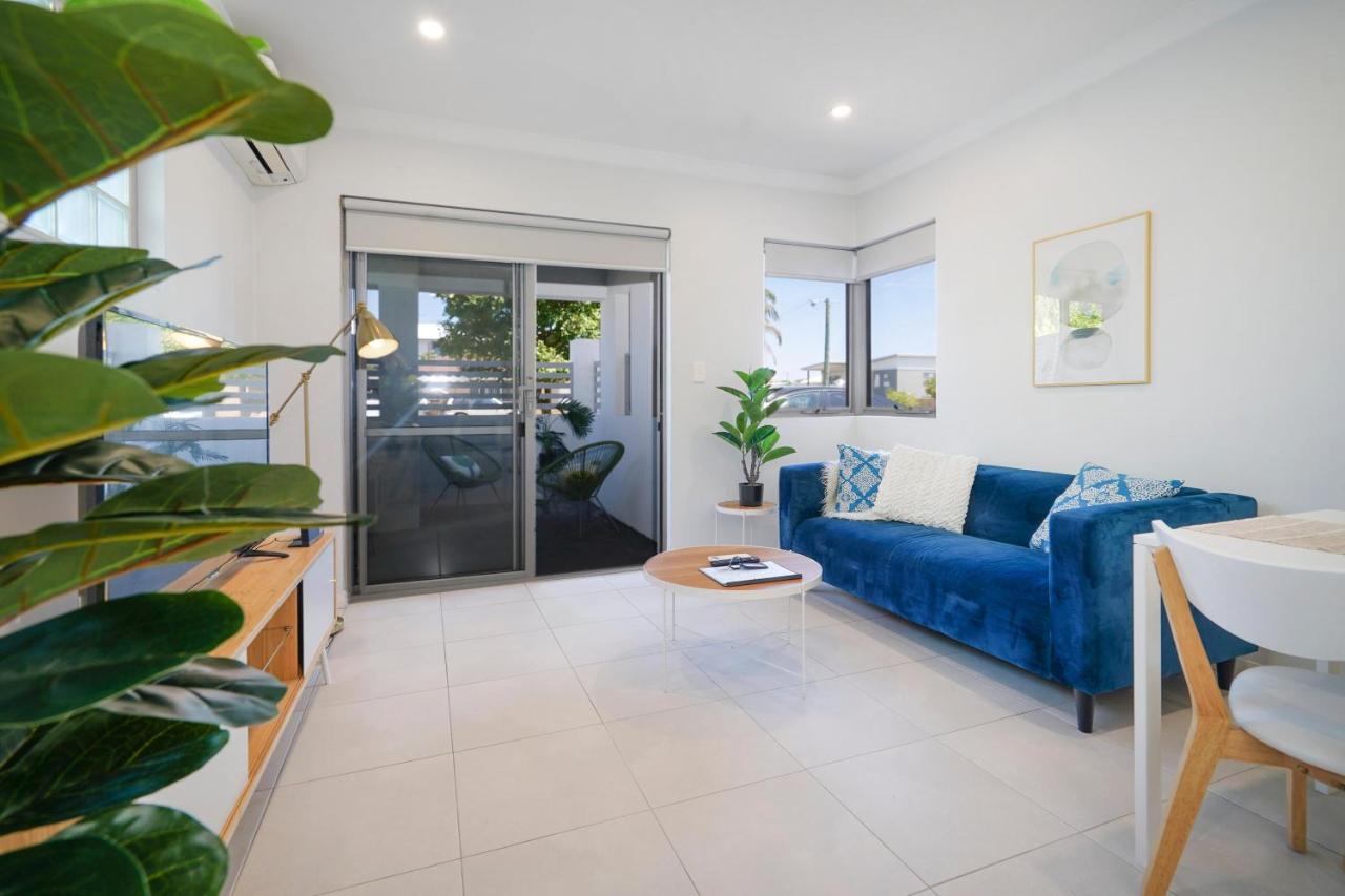 1 Fabulous Fisher 2br 2ba Cloverdale Apartment