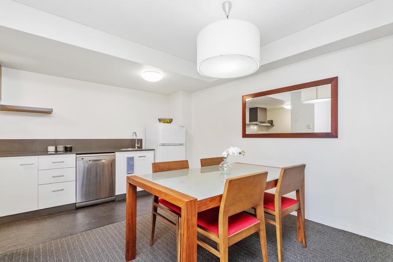 321 Heavenly Hay Sleeps 4 2br Poolgym Apartment Perth