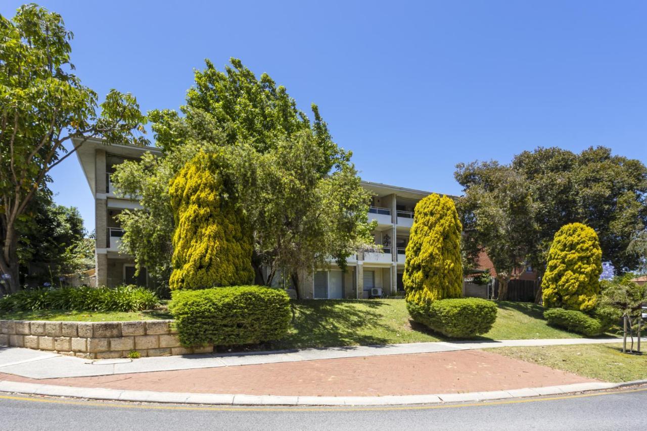 Zoo View - Executive Escapes Apartment