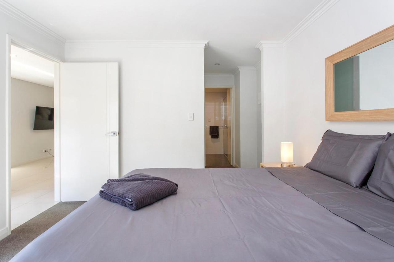 Stirling 1- Modern Apartment Perth