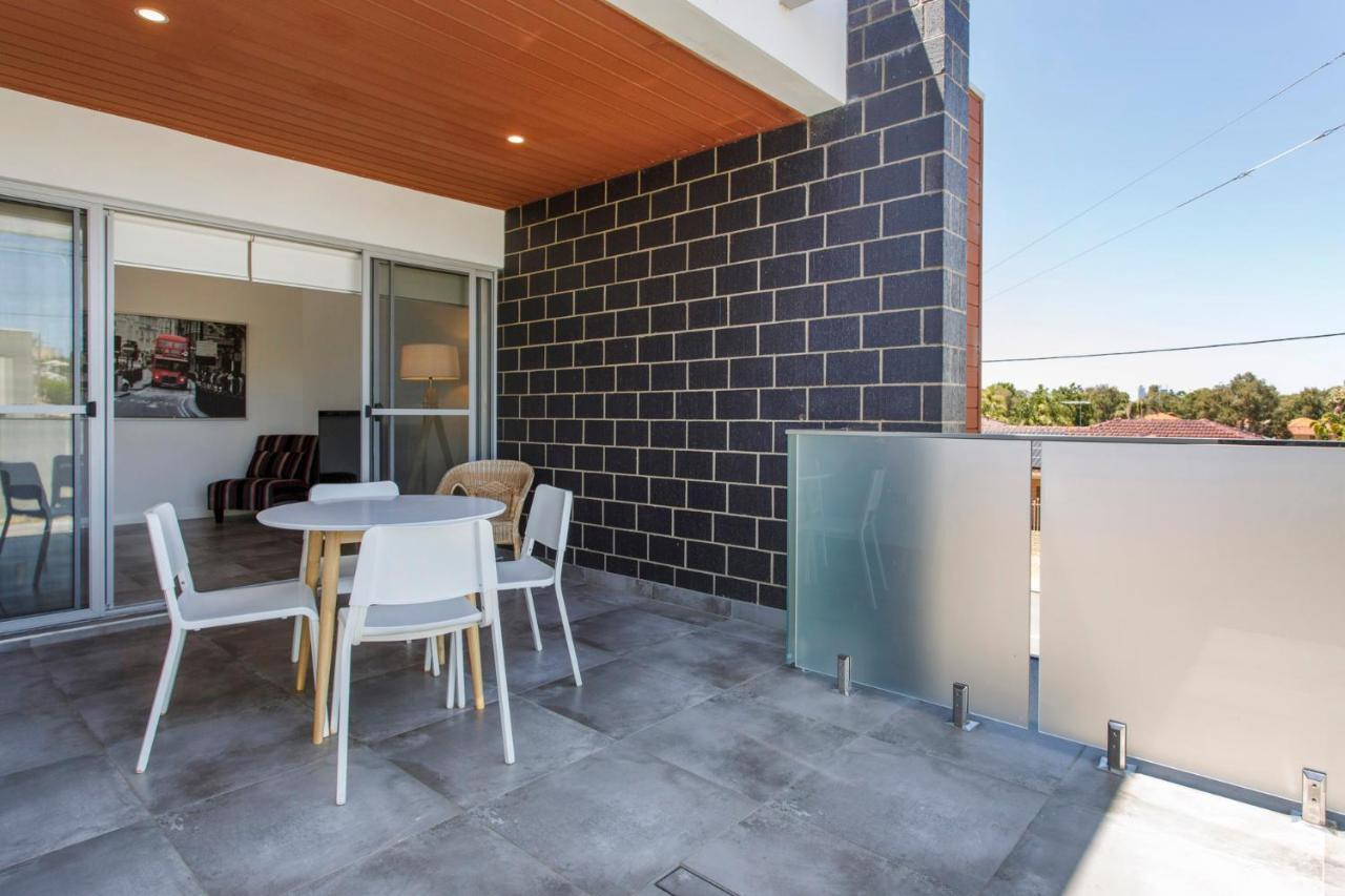 Stirling 3- Modern Central Apartment Perth