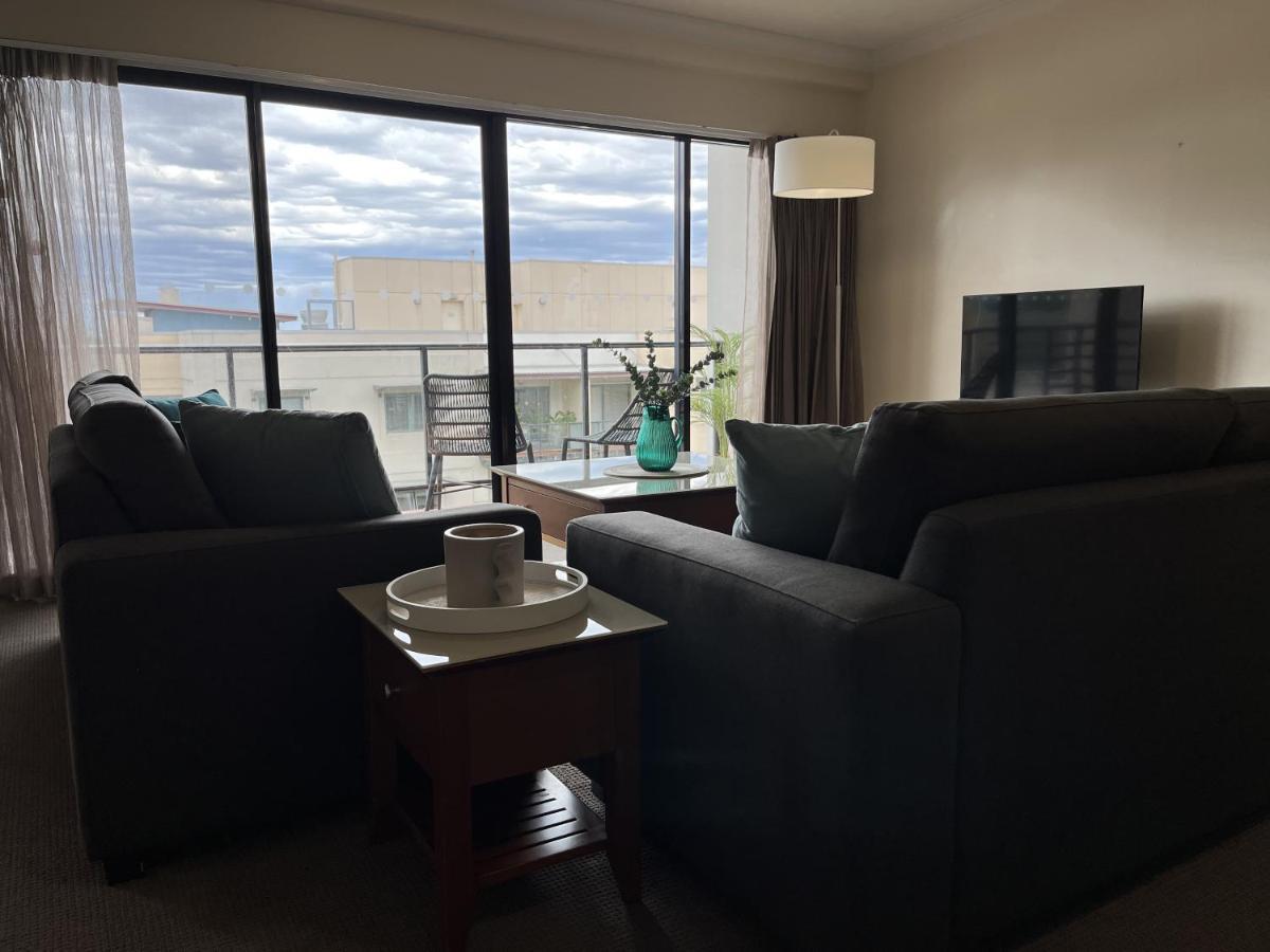 501 Sky High Cbd Style With Parkingpool Perth