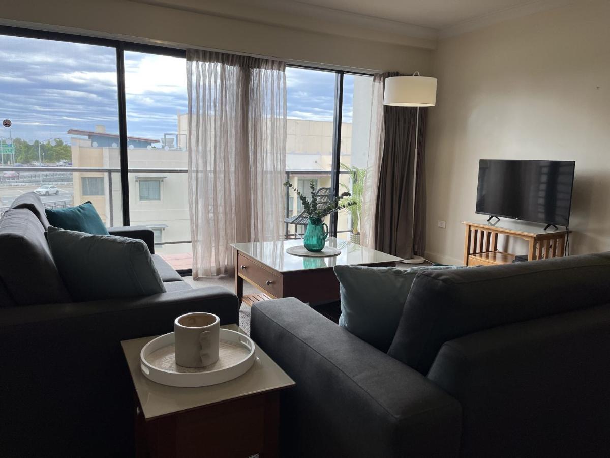 501 Sky High Cbd Style With Parkingpool Apartment