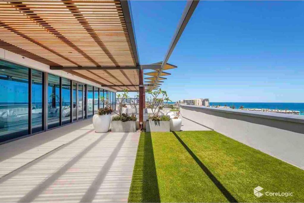 Scarborough Oceanview 2br Special Rate Apartment *