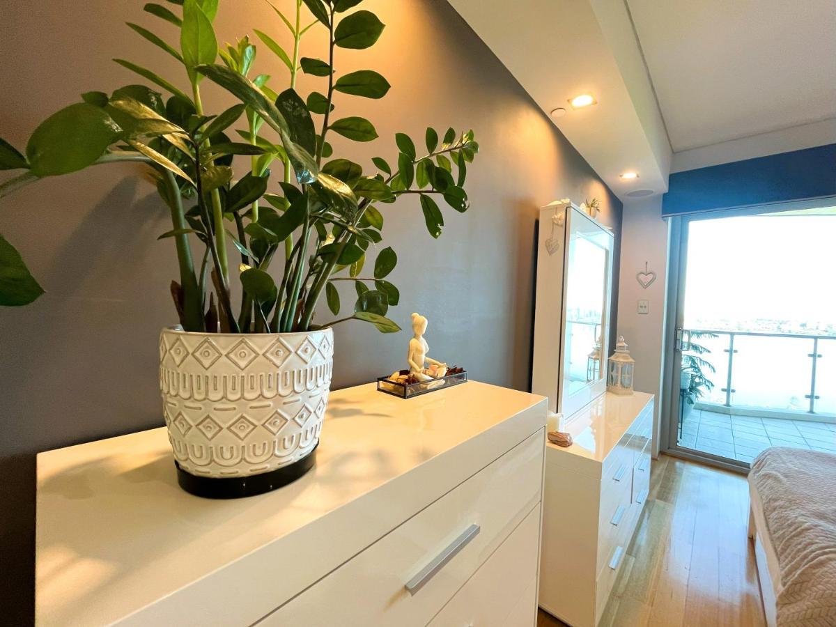 47 Breathtaking Riverviews 2brpark *