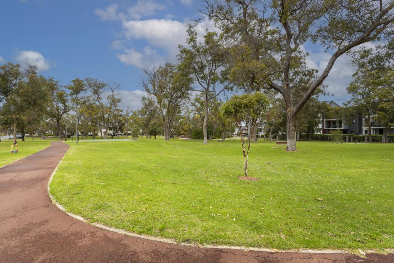 Apartment Parkvue On The Green - Executive Escapes Perth