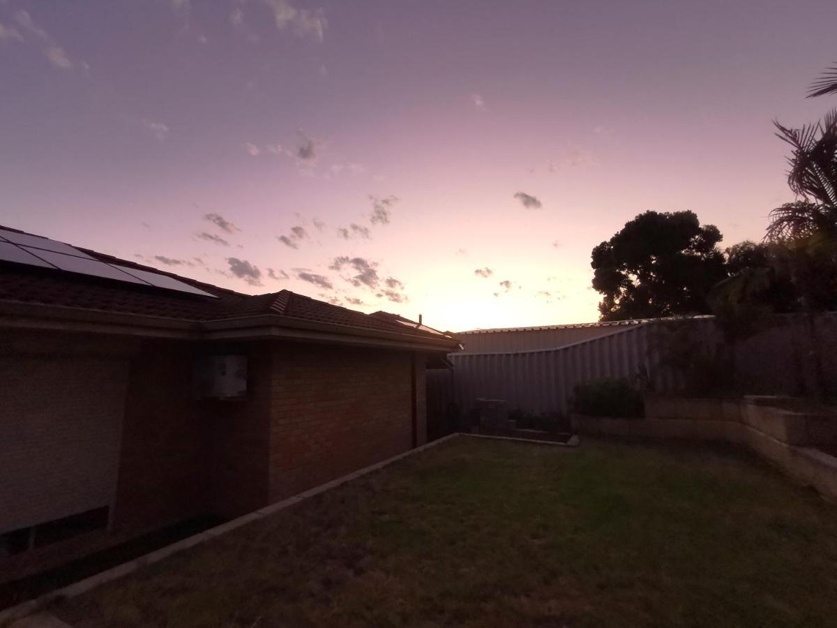 Holiday home Entire House With 4 Bedrooms Fully Air Conditioned