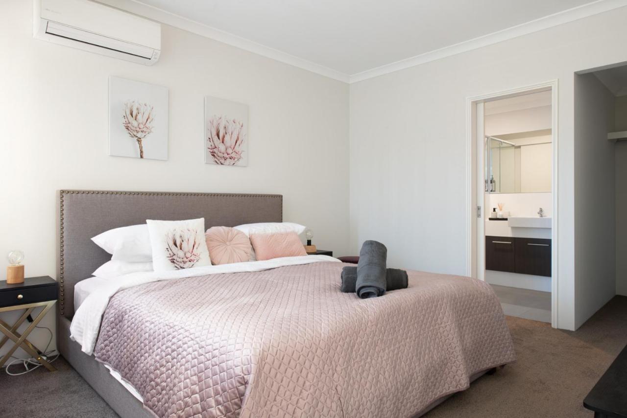 Apartment Modern Cozy