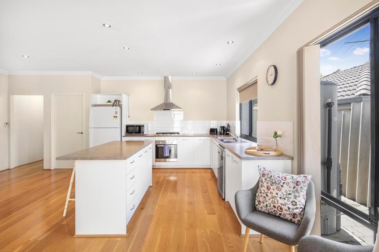 3b2b Bentley Holiday home