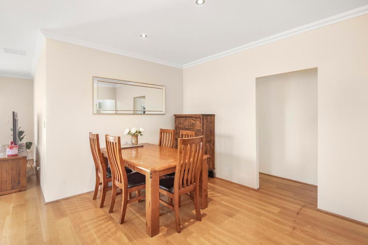3b2b Bentley Holiday home *
